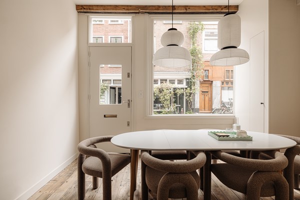 Medium property photo - Eerste Lindendwarsstraat 1H, 1015 LE Amsterdam